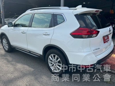 2018 X-Trail 玩美影音版 跑六萬