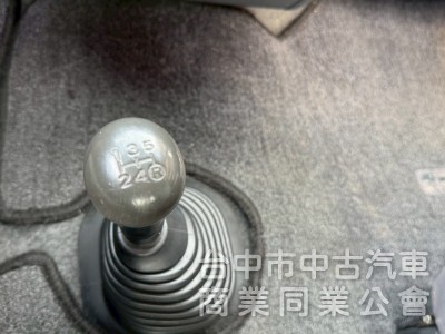 2004 海力士 2.7手排 跑十九萬