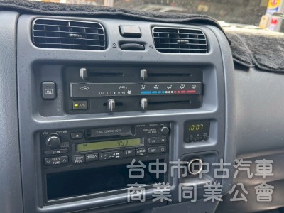 2004 海力士 2.7手排 跑十九萬