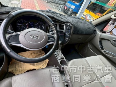 2021 小霸王 自排 標準 跑13萬多公里