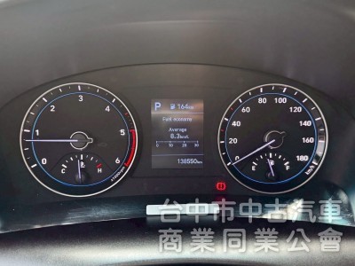 2021 小霸王 自排 標準 跑13萬多公里