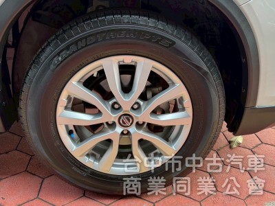 2018 X-Trail 2.0 玩美影音 跑六萬 原鈑