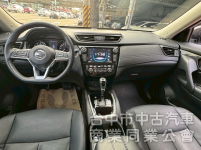 2018 X-Trail 2.0 玩美影音 跑六萬 原鈑