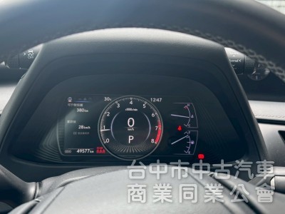 2019 UX200
