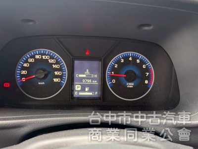 2023 A180 八人 自排 跑九千多公里