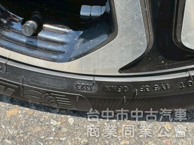 2019 HRV 1.8S 跑七萬多公里