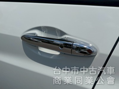 2019 HRV 1.8S 跑七萬多公里