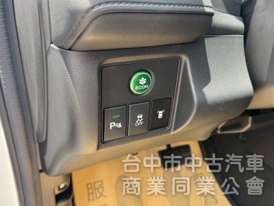 2019 HRV 1.8S 跑七萬多公里