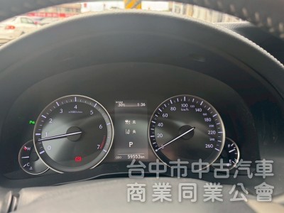 2016 ES200