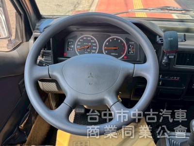 2012 得利卡箱型車