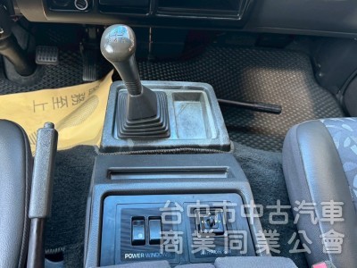 2012 得利卡箱型車