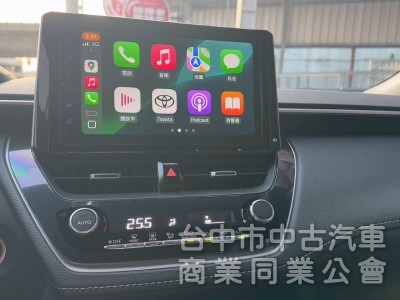 2025 Cross 油電 尊爵 跑一萬