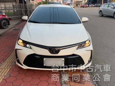2021 Altis 豪華 跑四萬