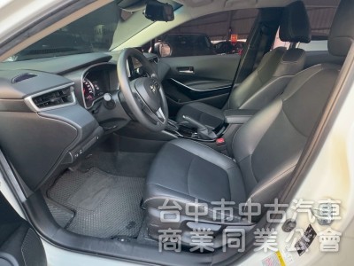 2021 Altis 豪華 跑四萬