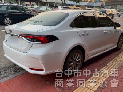 2021 Altis 豪華 跑四萬