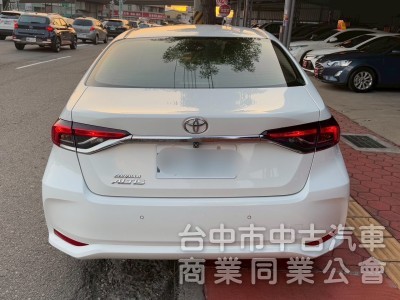 2021 Altis 豪華 跑四萬