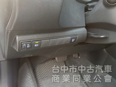 2021 Altis 豪華 跑四萬