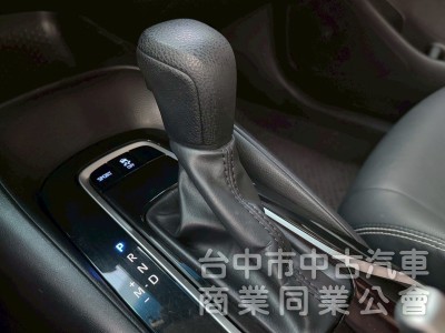 2021 Altis 豪華 跑四萬