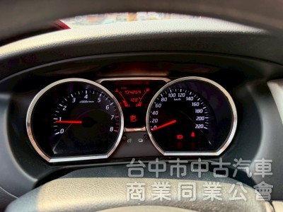 2018 Livina 1.6 行家皮椅版