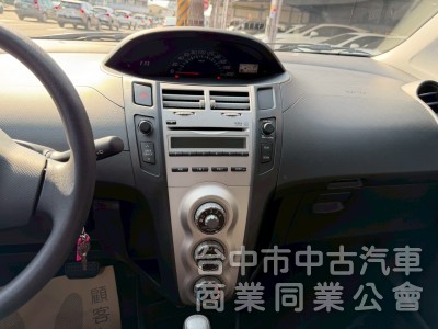 2012 Yaris 1.5 里程三萬多公里