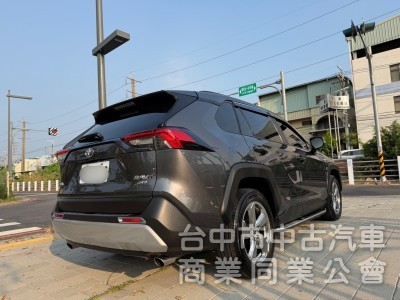 2020 Rav4 4WD跑六萬