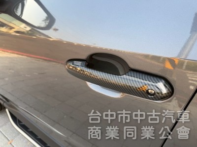 2020 Rav4 4WD跑六萬