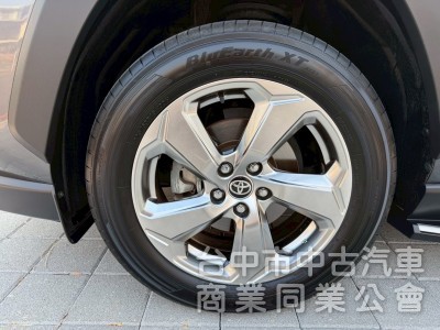 2020 Rav4 4WD跑六萬