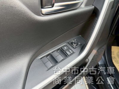 2020 Rav4 4WD跑六萬