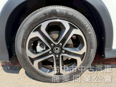 2018 HRV 1.8S 跑八萬多公里