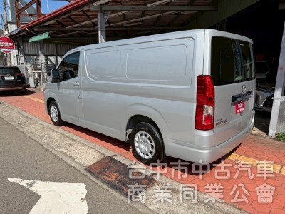 2022 Hiace 跑一萬多公里