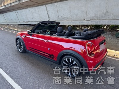 2023 Cabrio S 跑一萬