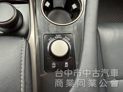 2016 RX200t 跑八萬多公里