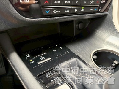 2016 RX200t 跑八萬多公里