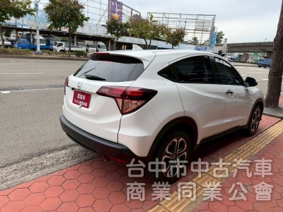 2018 HRV 1.8S 跑9萬多公里