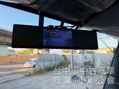 2012 堅達貨車 14.5呎 尾門