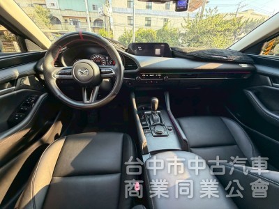 2020 Mazda3 尊榮安全版
