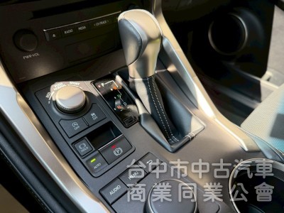 2016 NX200t豪華版 跑十一萬公里