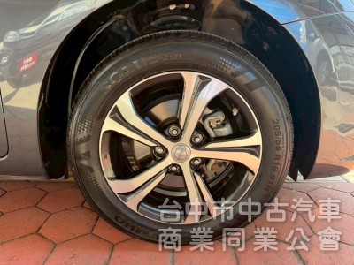 2017 iTiida 1.6旗艦 跑四萬多