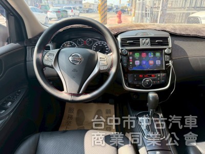 2017 iTiida 1.6旗艦 跑四萬多