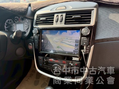 2017 iTiida 1.6旗艦 跑四萬多