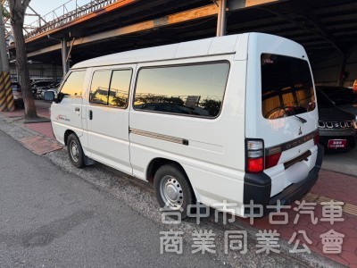 2023 得利卡廂型車 跑三萬多公里