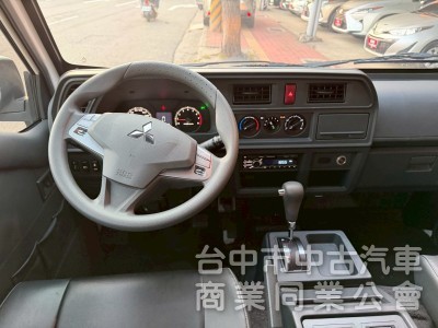 2023 得利卡廂型車 跑三萬多公里