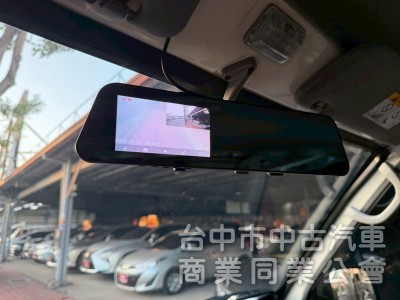 2023 得利卡廂型車 跑三萬多公里
