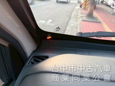 2023 得利卡廂型車 跑三萬多公里