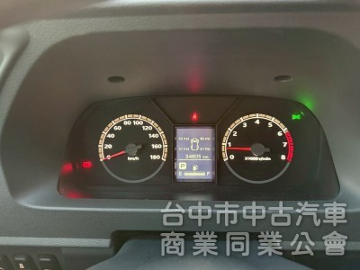 2023 得利卡廂型車 跑三萬多公里