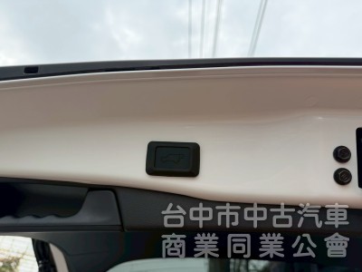 2025 Rav4 2.0旗艦 新領牌車