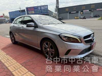 2015 A180 跑十萬多公里 原鈑件