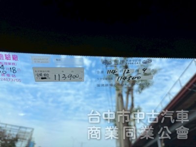 2015 A180 跑十萬多公里 原鈑件