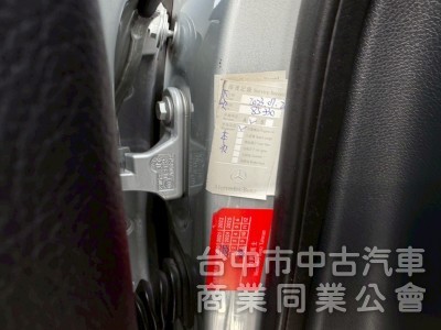 2015 A180 跑十萬多公里 原鈑件