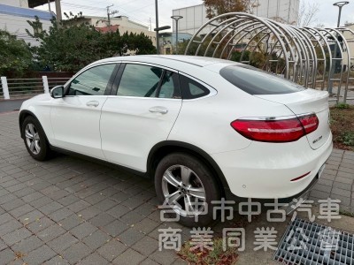 2017 GLC250 Coupe 跑六萬多公里